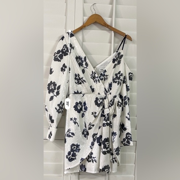 Self-Portrait Floral Sequin Wrap Dress - Picture 13 of 16